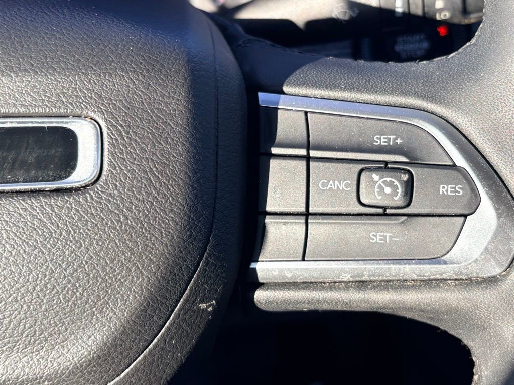 Used 2024 Jeep Compass Latitude image 18