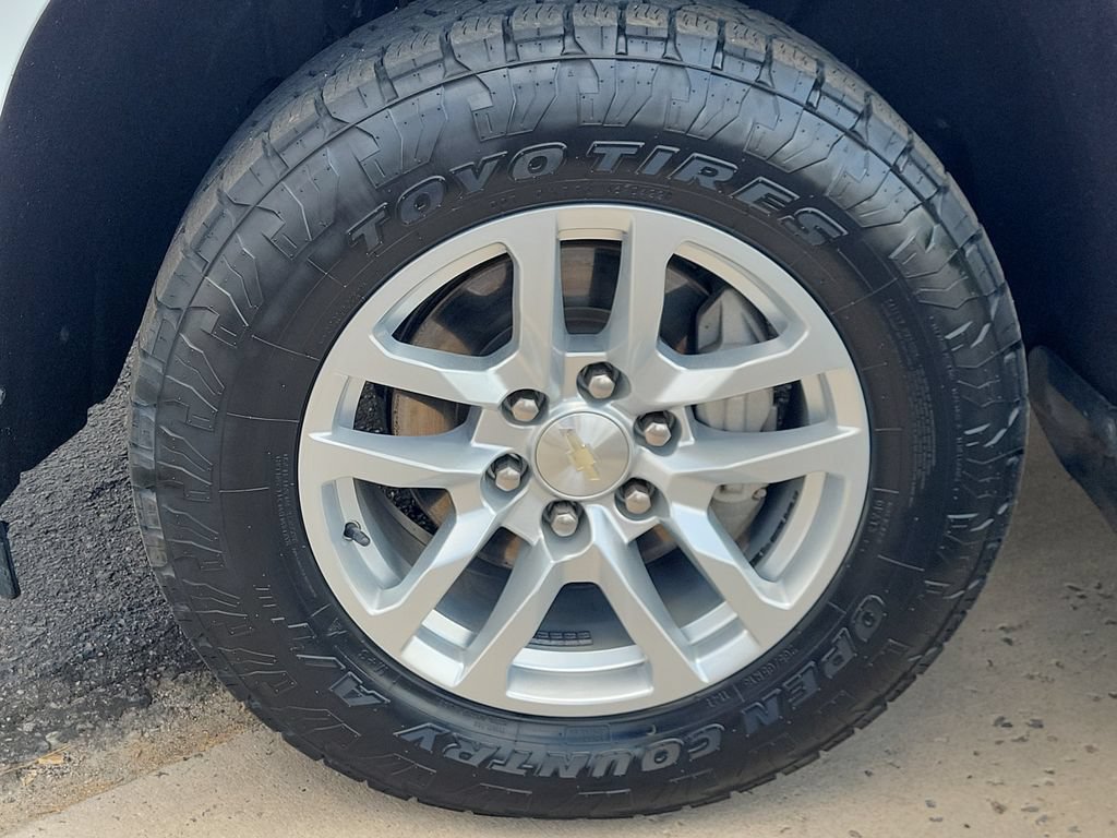 Used 2019 Chevrolet Silverado 1500 LT w/ All-Star Edition AWD/4WD image 24
