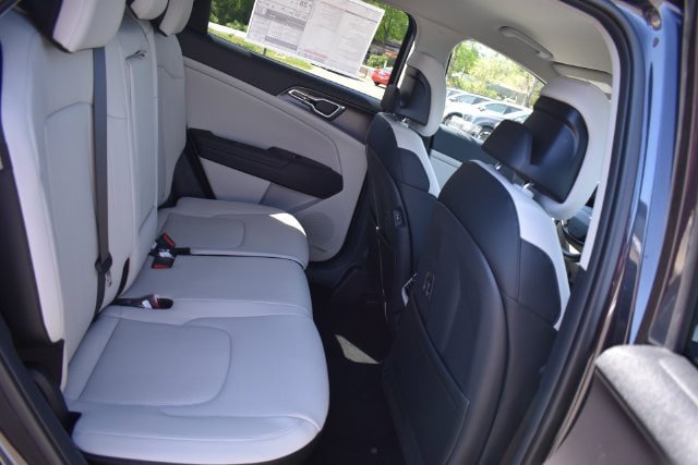 New 2026 Kia Sportage EX FWD image 14