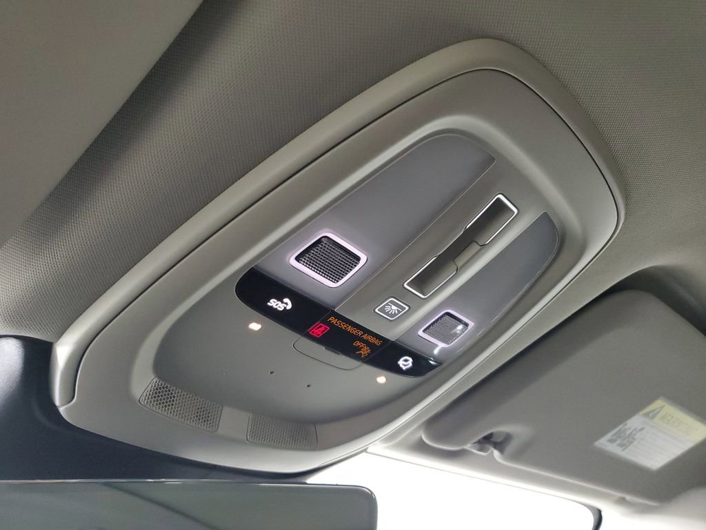 Used 2023 Volvo XC60 B5 Core w/ Climate Package image 36