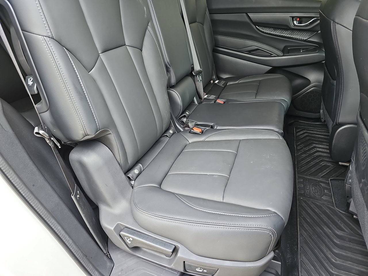 Certified 2026 Subaru Ascent Premium AWD/4WD image 19