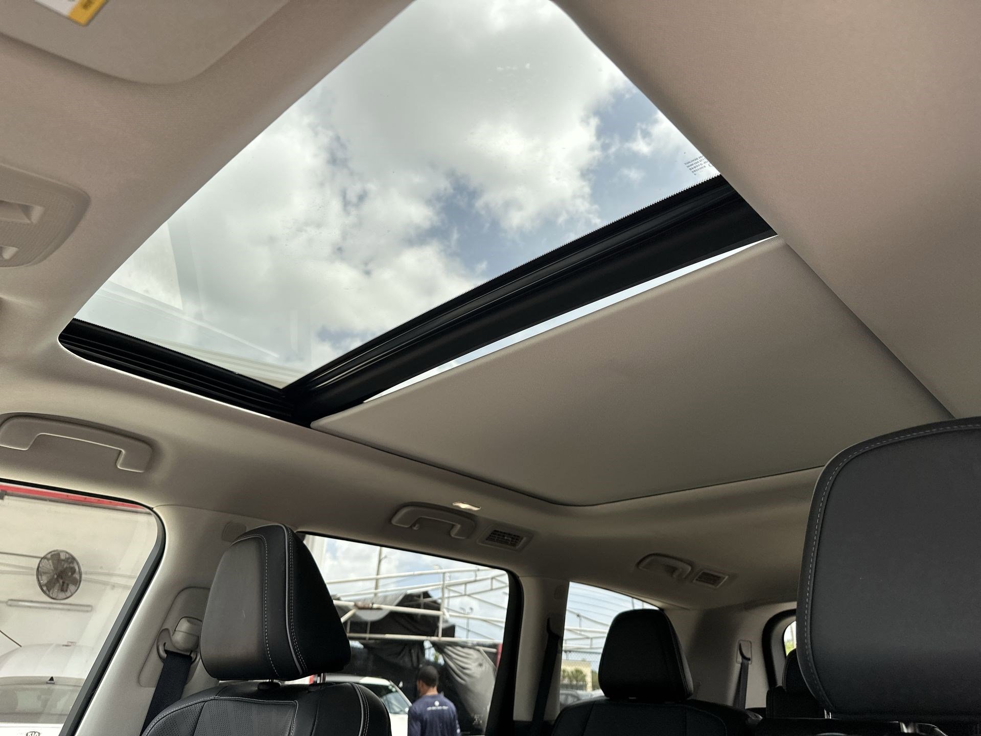 Used 2025 INFINITI QX80 Luxe RWD image 22
