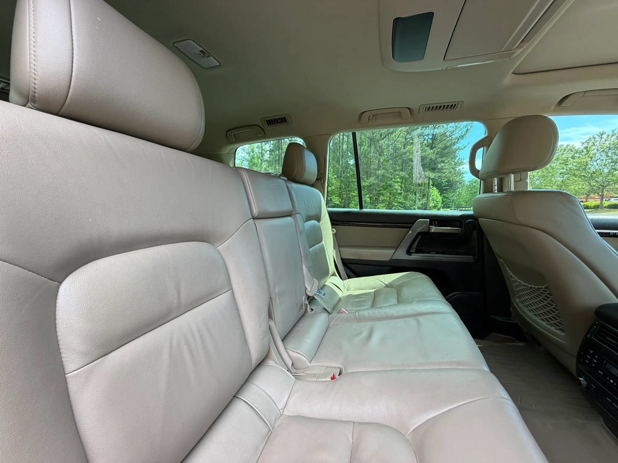 Used 2008 Toyota Land Cruiser AWD/4WD image 25