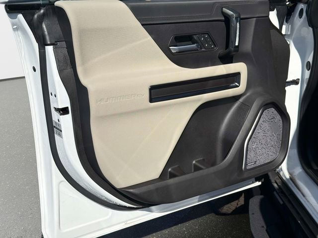 New 2026 GMC Hummer EV SUV image 4