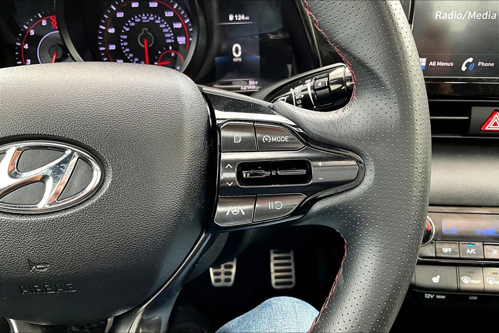 Used 2022 Hyundai Elantra N Line image 25