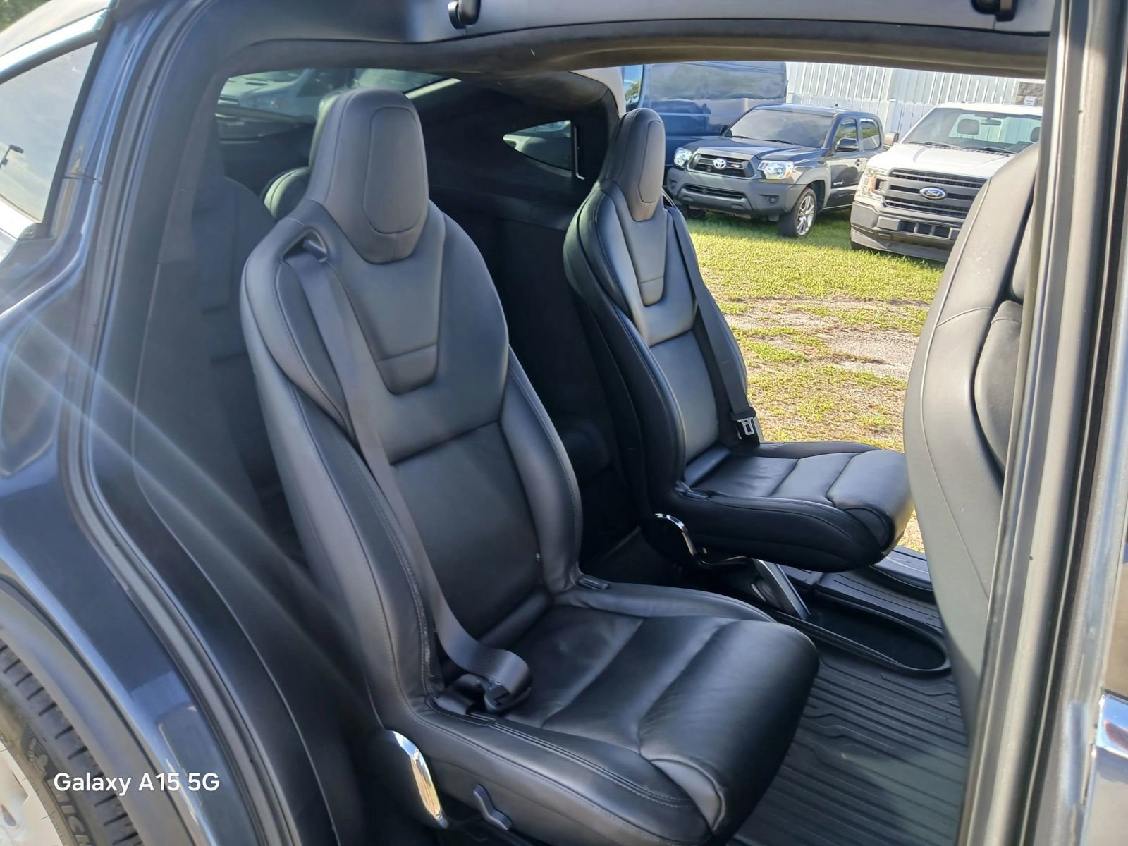 Used 2017 Tesla Model X 100D AWD/4WD image 16