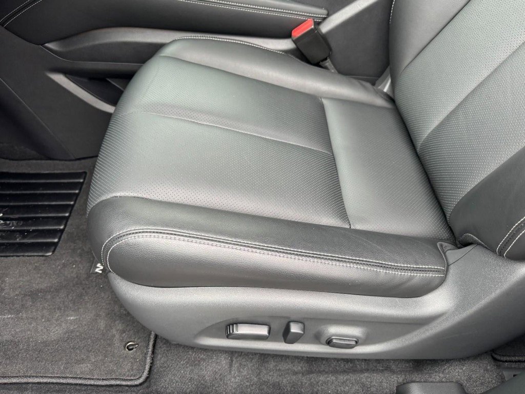 Used 2024 Nissan Murano SL image 16