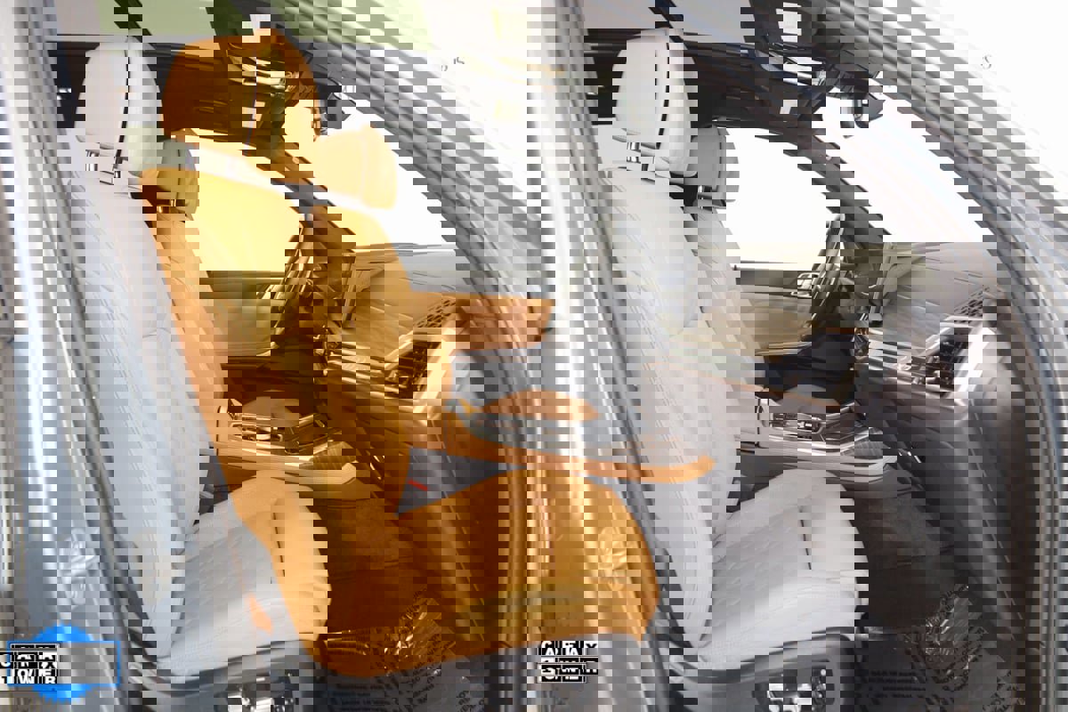 Used 2024 BMW X7 xDrive40i w/ M Sport Package image 13