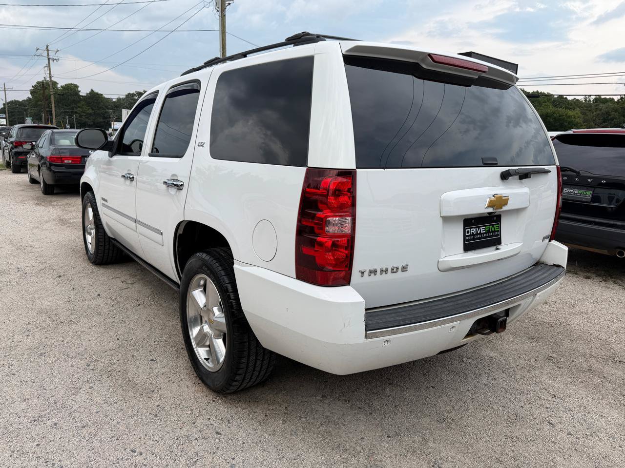 Used 2011 Chevrolet Tahoe LTZ AWD/4WD image 3