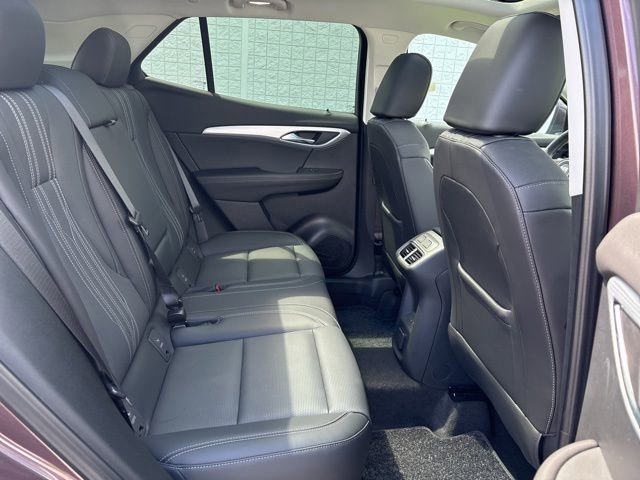 Used 2025 Buick Envision Avenir AWD/4WD image 15