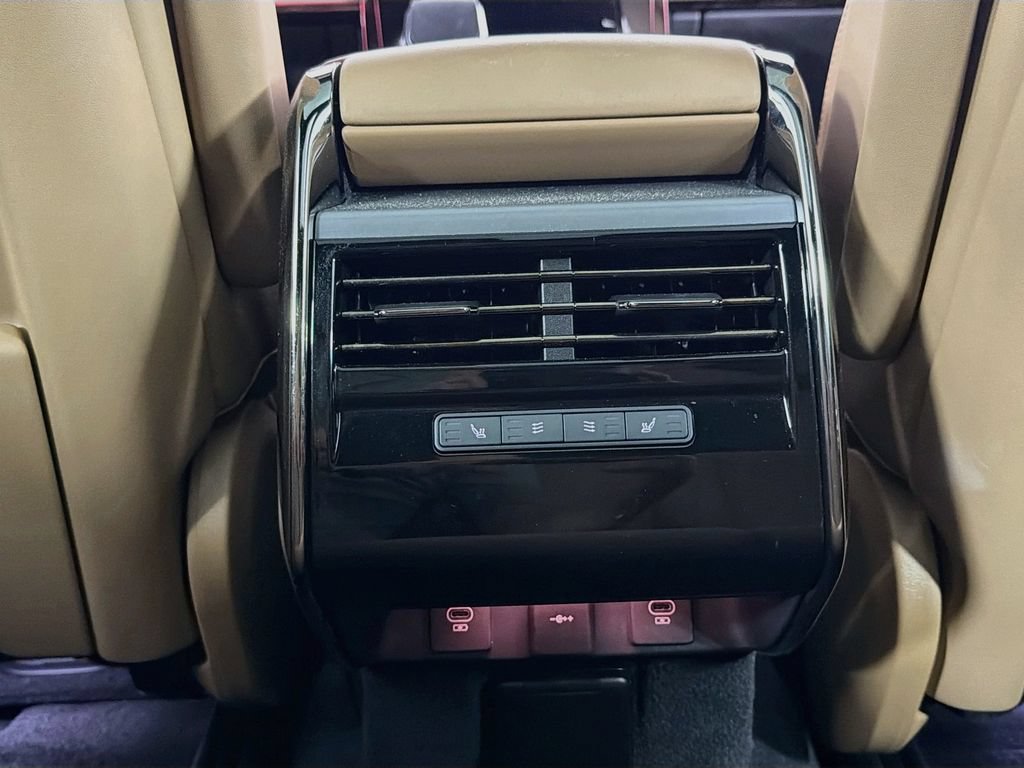 Certified 2024 Land Rover Range Rover Sport SE AWD/4WD image 27