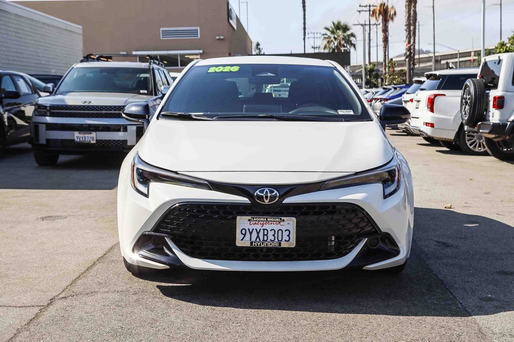 Used 2026 Toyota Corolla SE FWD image 2