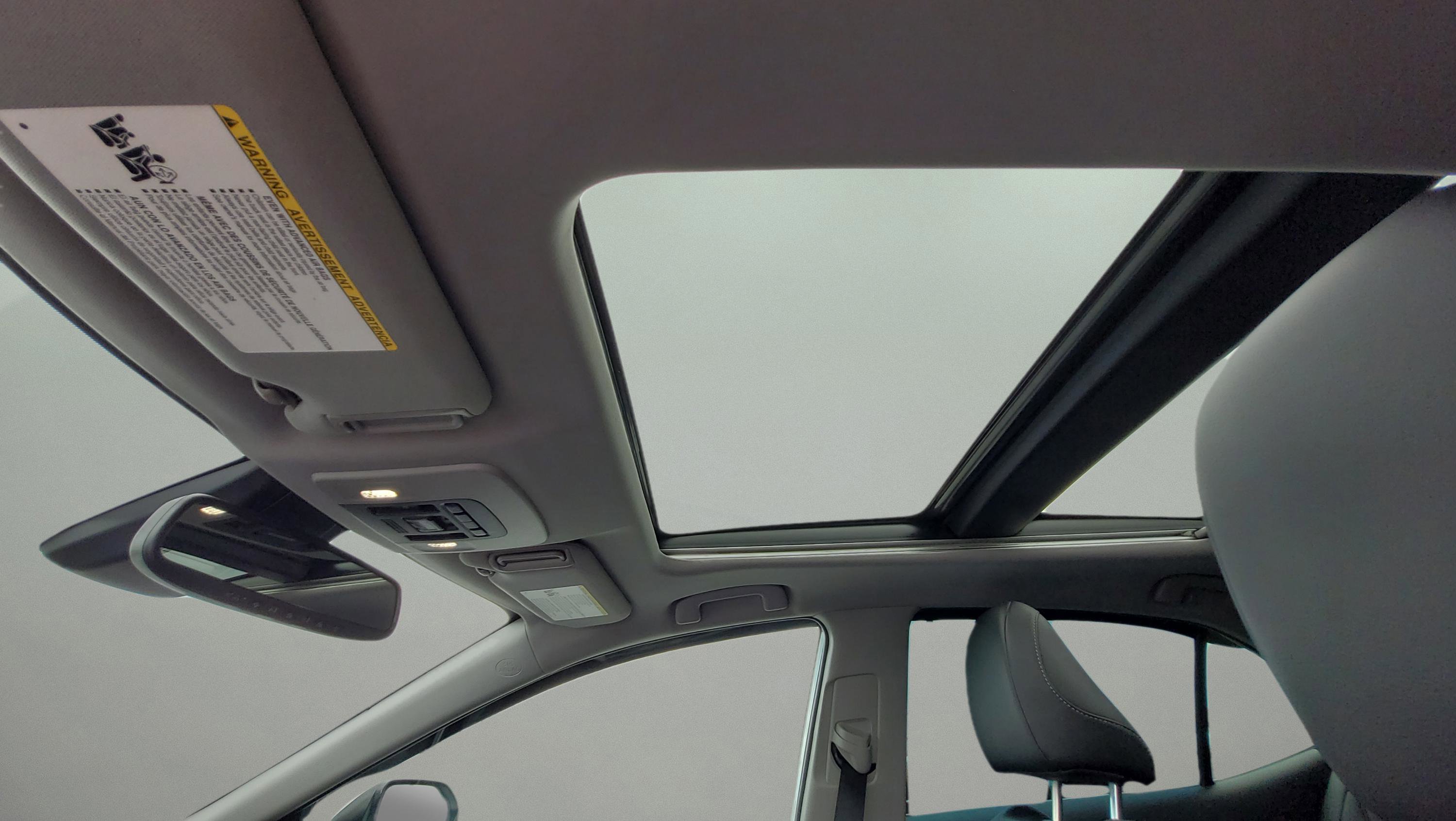 Used 2022 Toyota Camry XSE FWD image 27