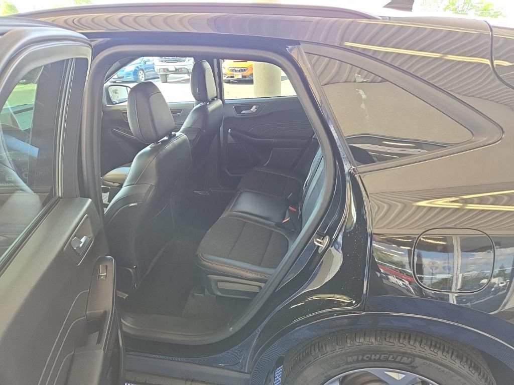 Used 2024 Ford Escape ST-Line AWD/4WD image 24