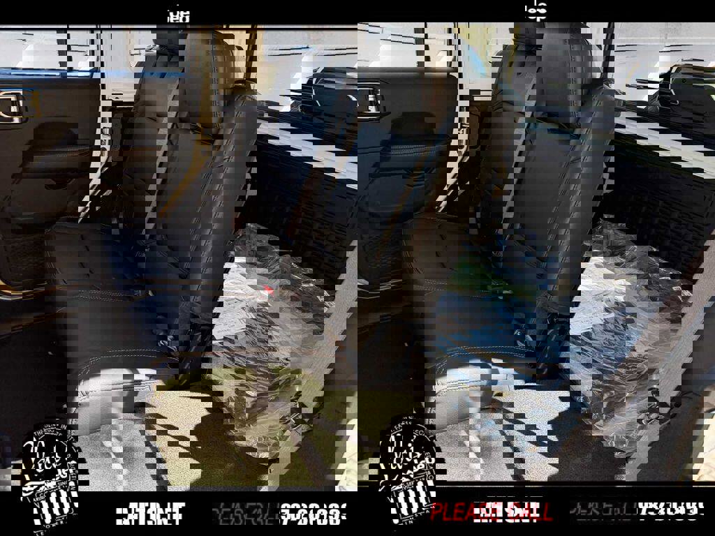 New 2026 Jeep Wrangler Unlimited Sahara image 12