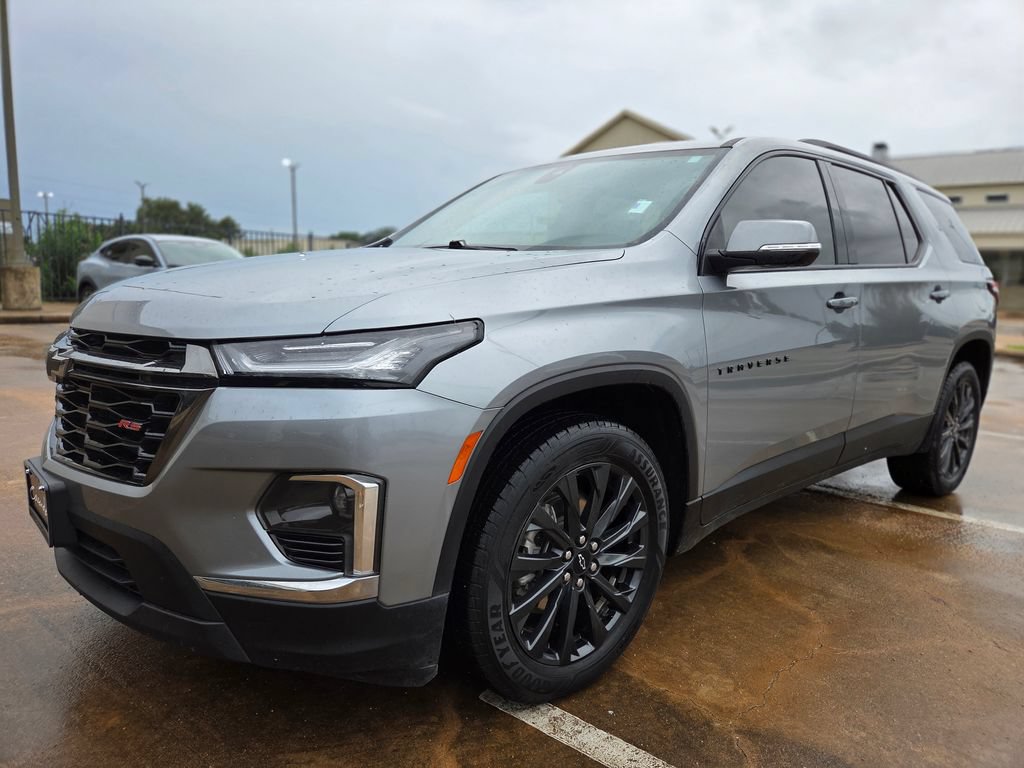 Used 2023 Chevrolet Traverse RS