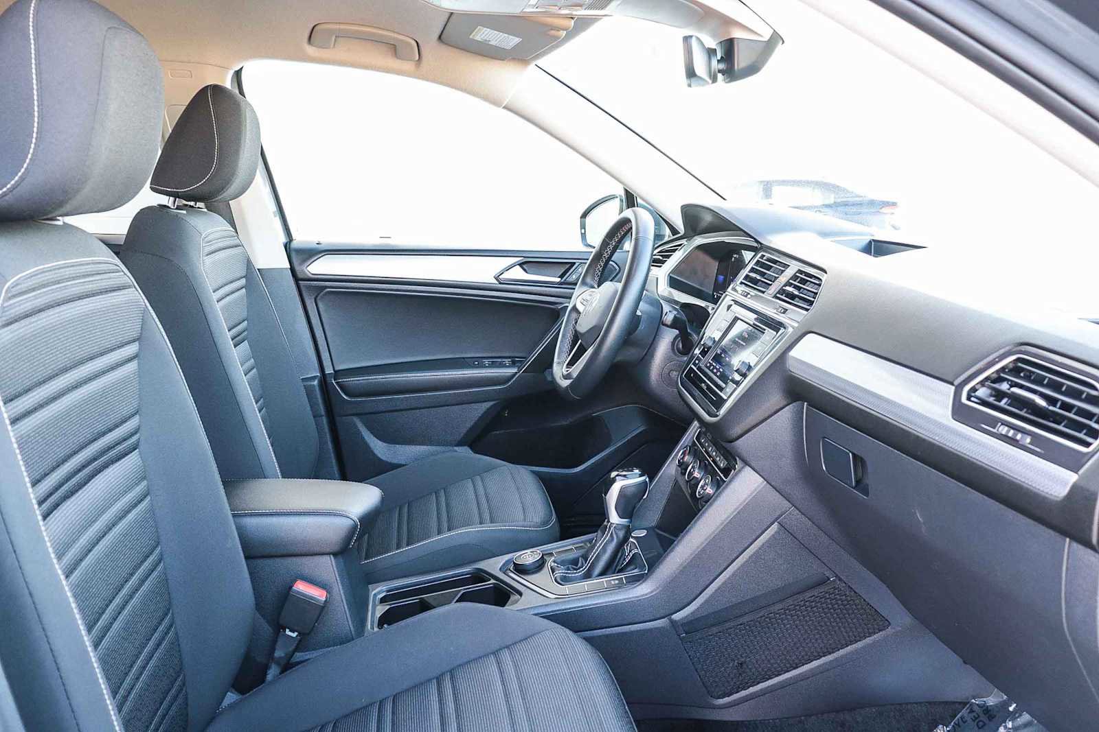 Used 2024 Volkswagen Tiguan S image 17