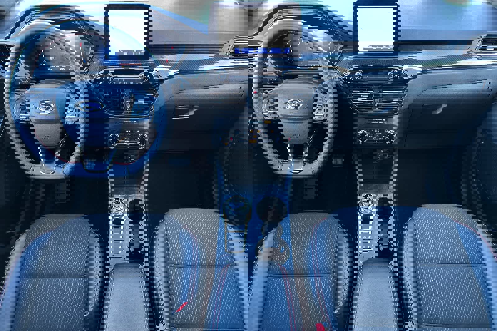 Certified 2025 Ford Escape ST-Line image 3