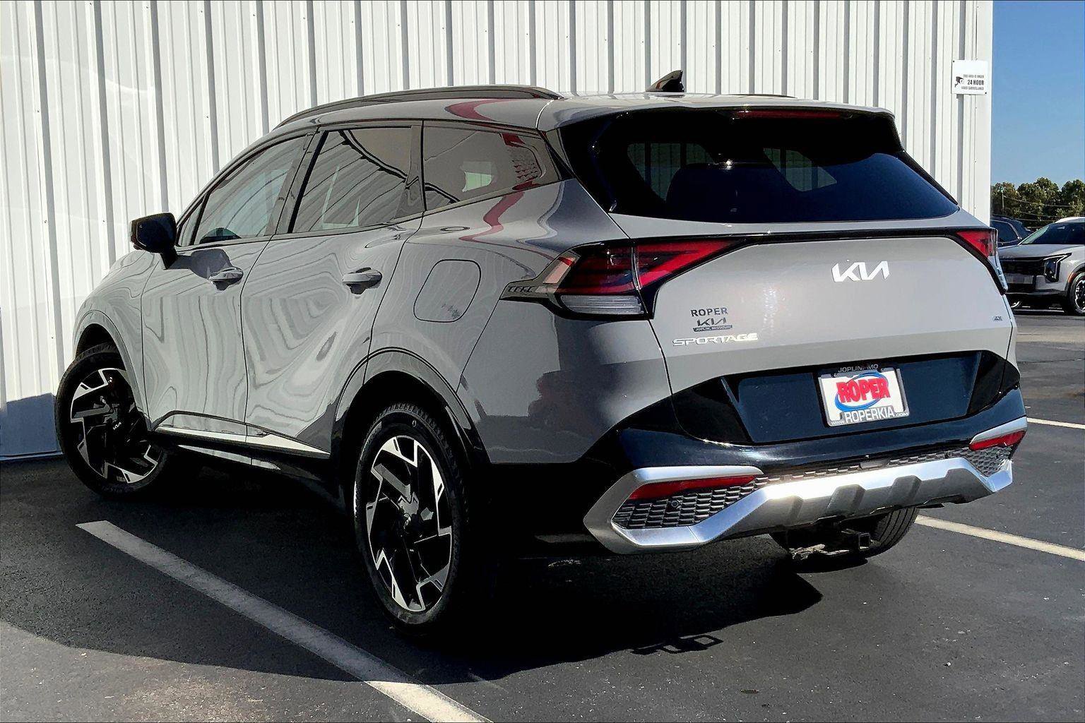 Used 2024 Kia Sportage SX image 10