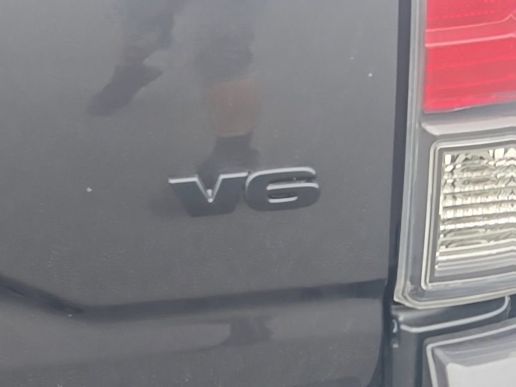 Used 2021 Toyota Tacoma TRD Sport AWD/4WD image 8
