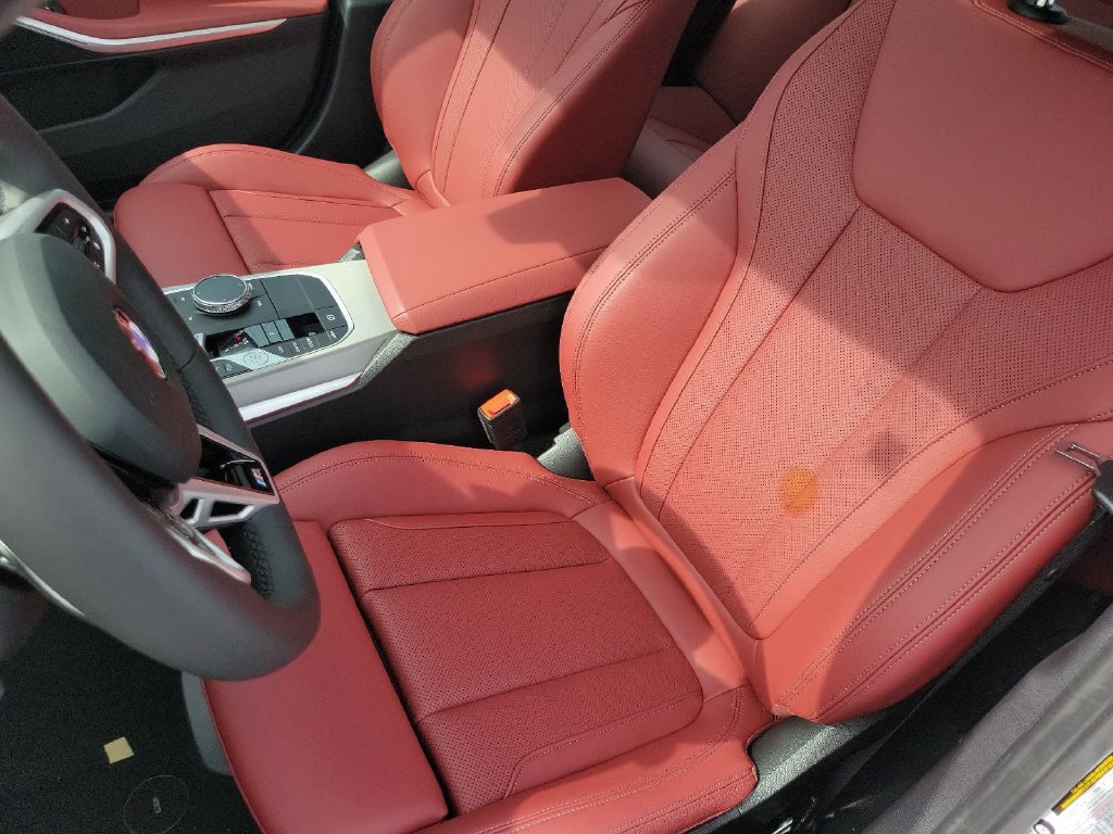 New 2026 BMW 330i Sedan w/ M Sport Package RWD image 9