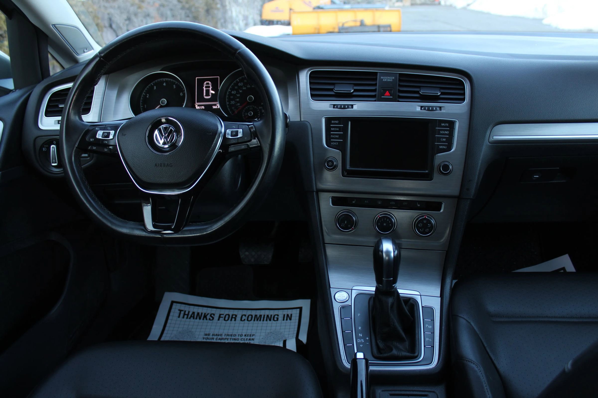 Used 2016 Volkswagen Golf SE w/ Lighting Package image 19