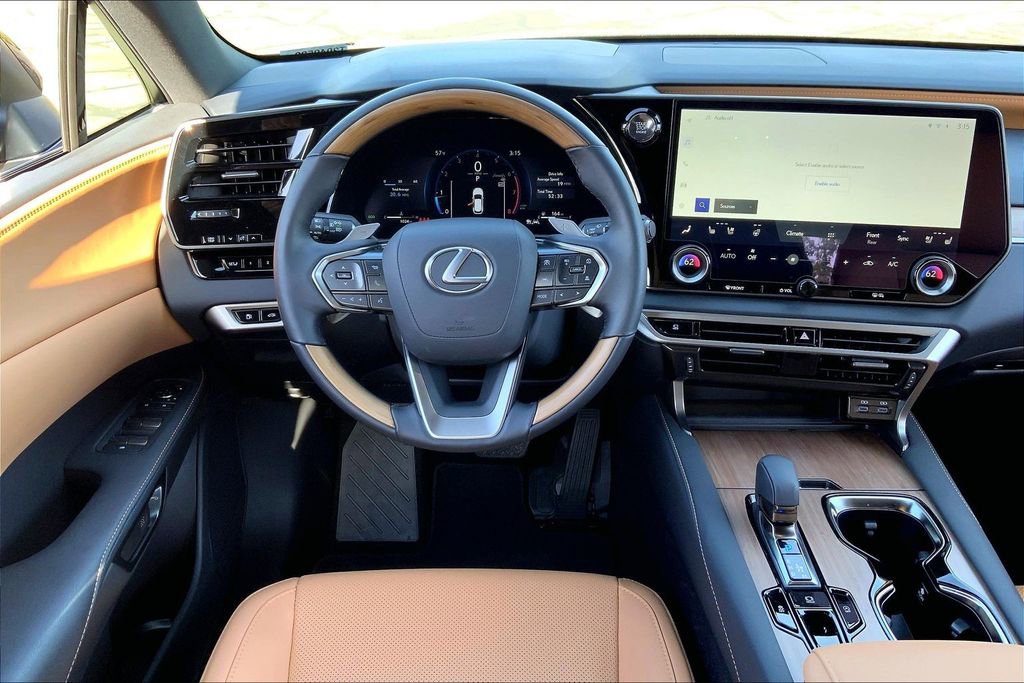 Used 2026 Lexus RX 350 Premium w/ Accessory Package (K3) image 7