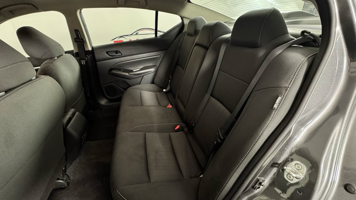 Used 2023 Nissan Altima 2.5 SV FWD image 28