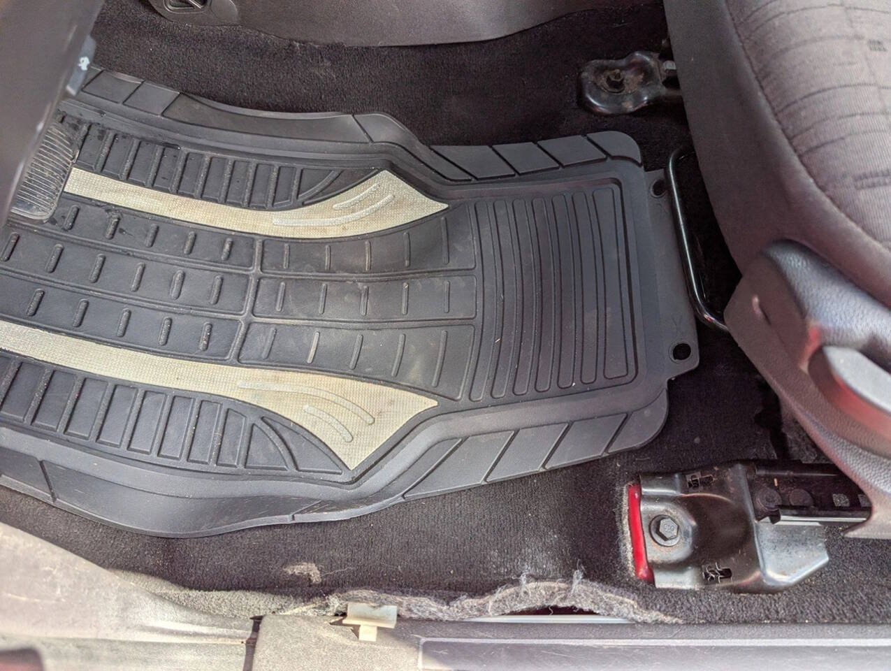Used 2008 Ford Focus SE FWD image 27
