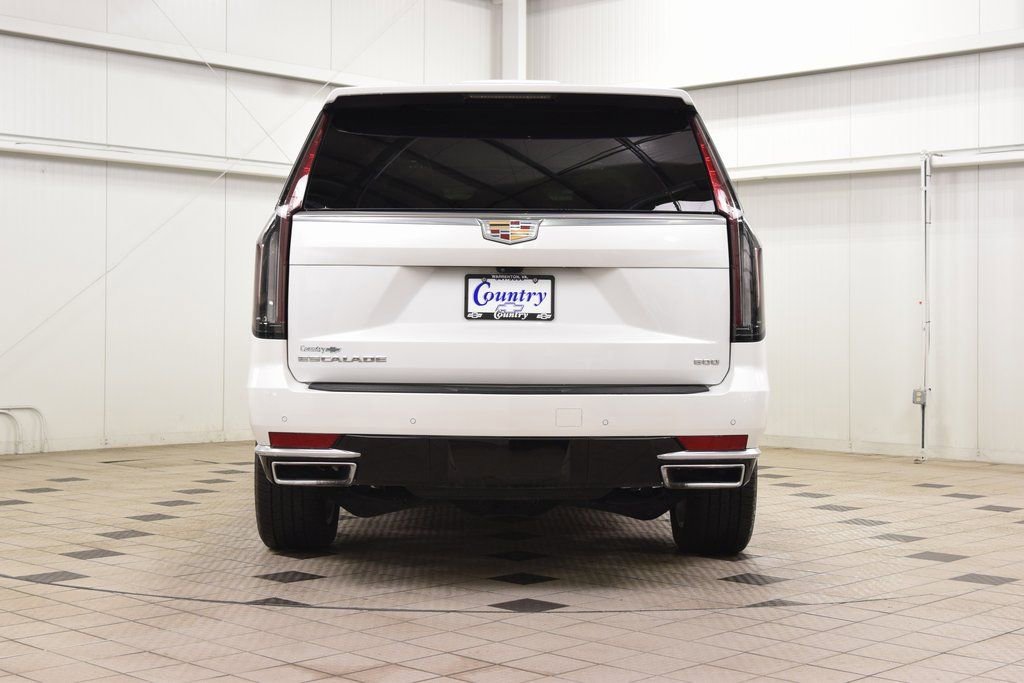 Used 2023 Cadillac Escalade ESV Premium Luxury Platinum w/ Heavy-Duty Trailer Package image 7