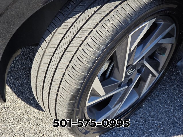Used 2025 Hyundai Elantra SEL FWD image 22
