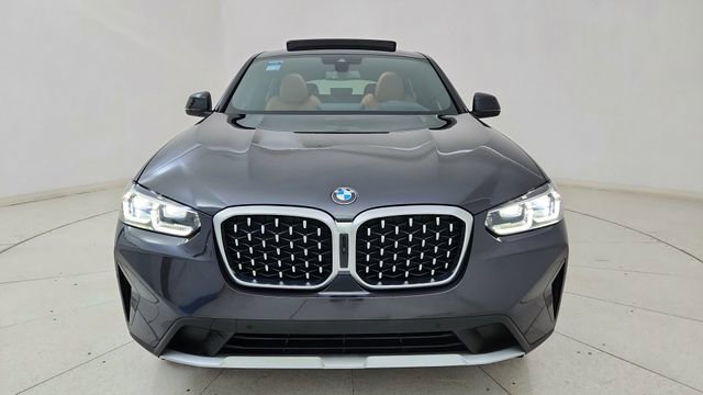 Used 2025 BMW X4 xDrive30i AWD/4WD image 13