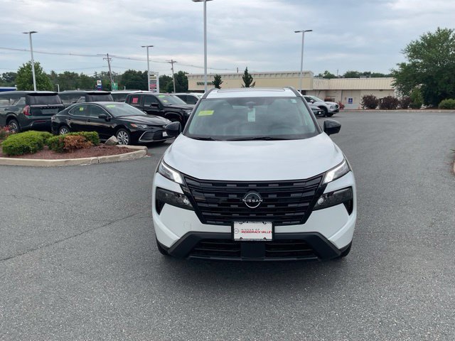 New 2026 Nissan Rogue Dark Armor AWD/4WD image 2