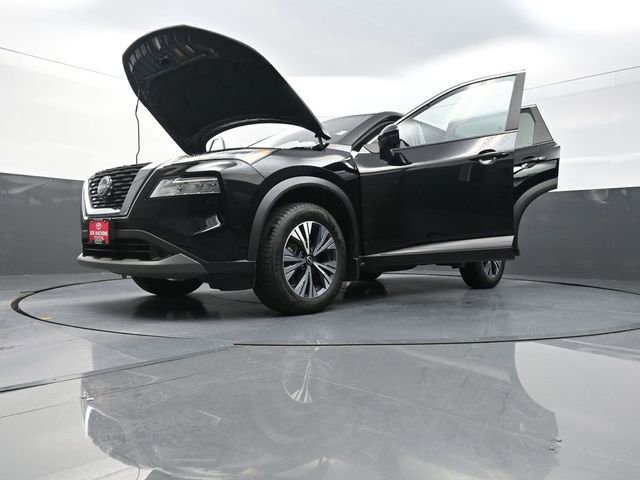 Used 2023 Nissan Rogue SV image 37