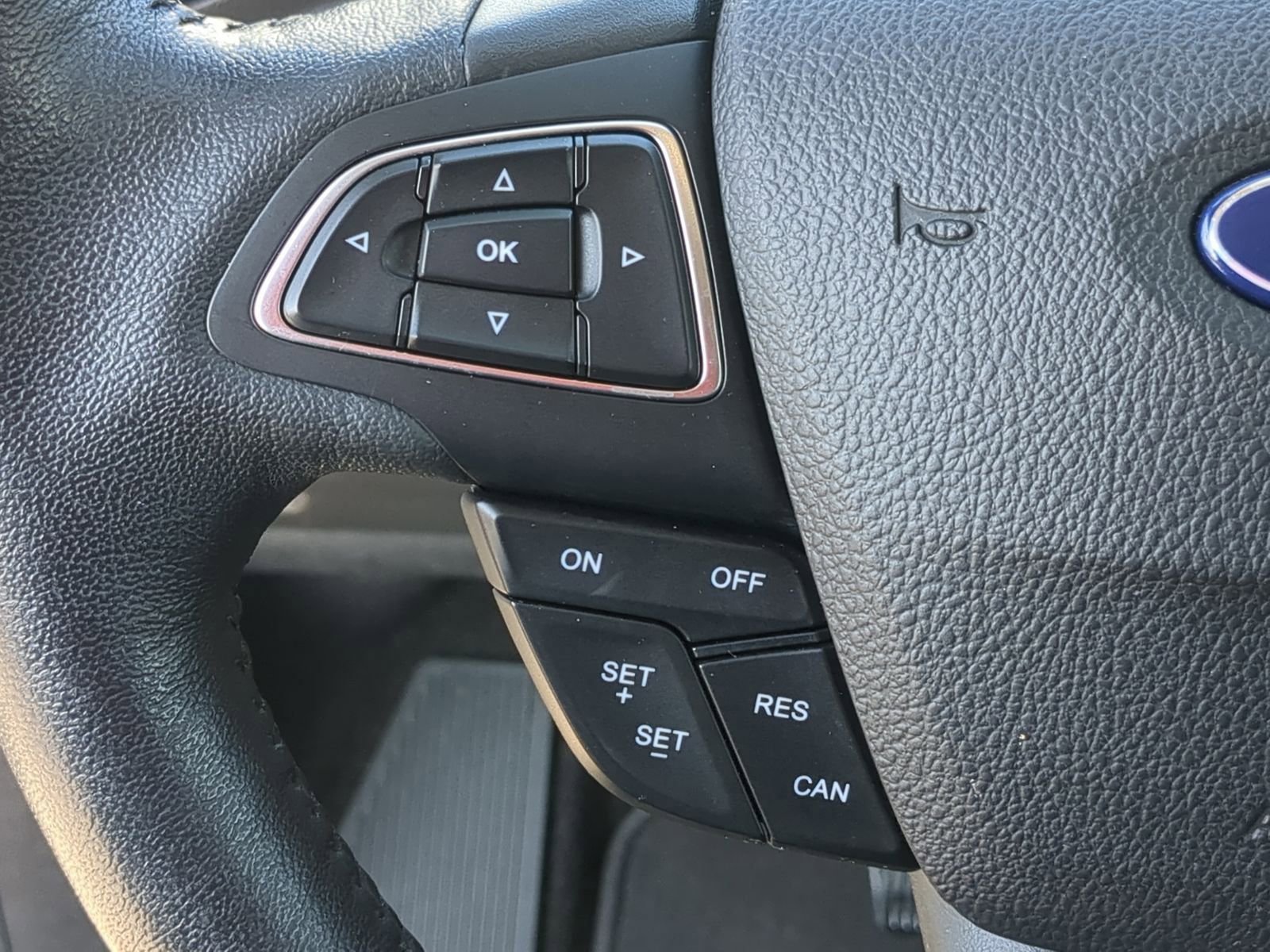 Used 2018 Ford Escape SEL image 26