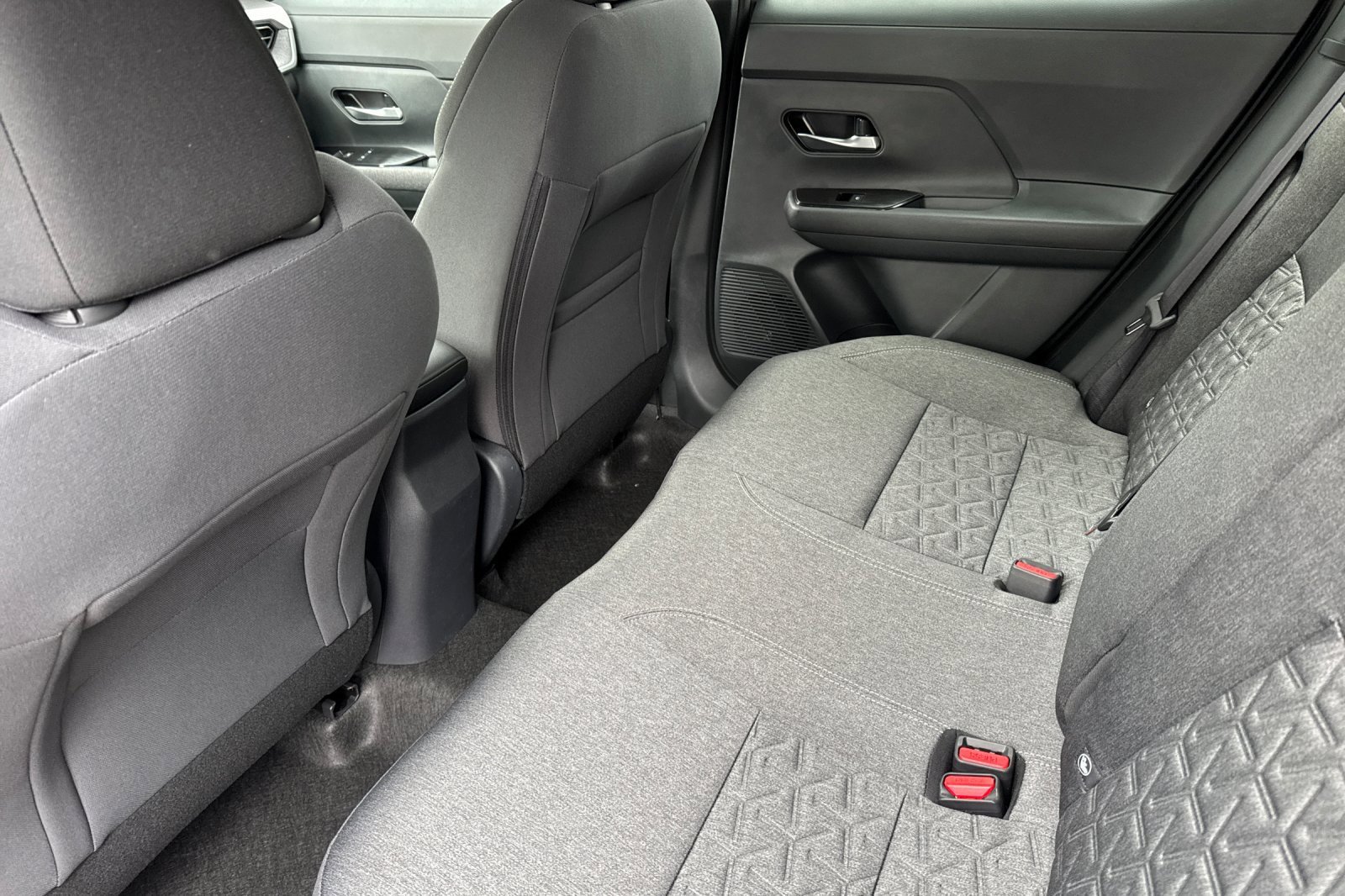 New 2026 Nissan Kicks SV w/ SV Premium Package image 9