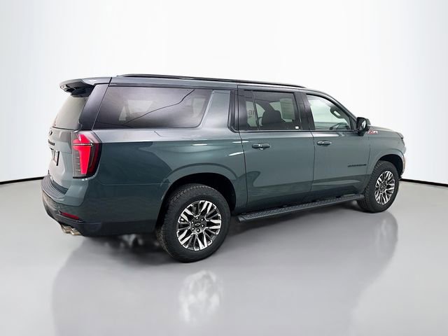 Used 2025 Chevrolet Suburban Z71 w/ Comfort Package image 10