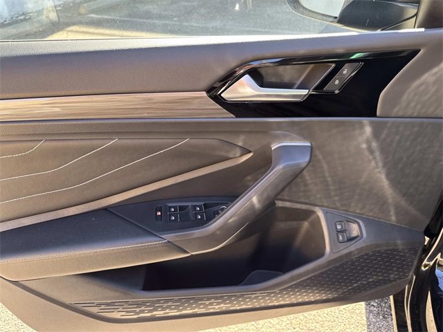 Certified 2022 Volkswagen Jetta SEL image 14