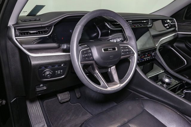 Used 2022 Jeep Grand Cherokee Limited 4xe image 22