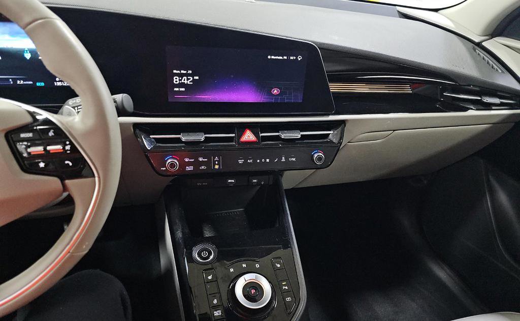 Certified 2023 Kia Niro Wind w/ Wind Preserve Package image 13