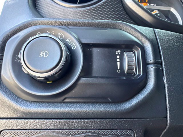 Used 2024 Jeep Wrangler Unlimited Rubicon AWD/4WD image 22