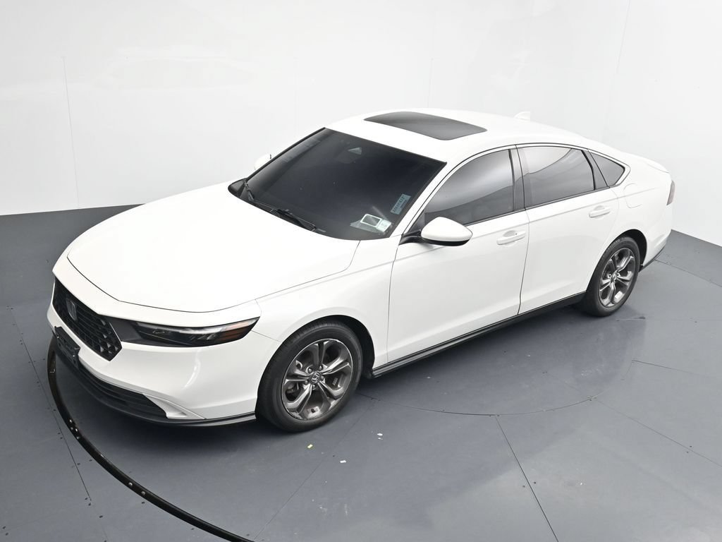 Used 2023 Honda Accord EX image 12