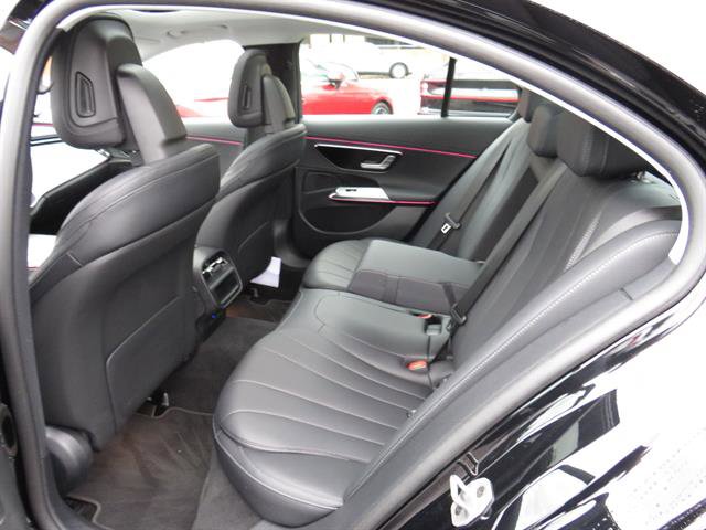Used 2025 Mercedes-Benz E 350 4MATIC Sedan image 20