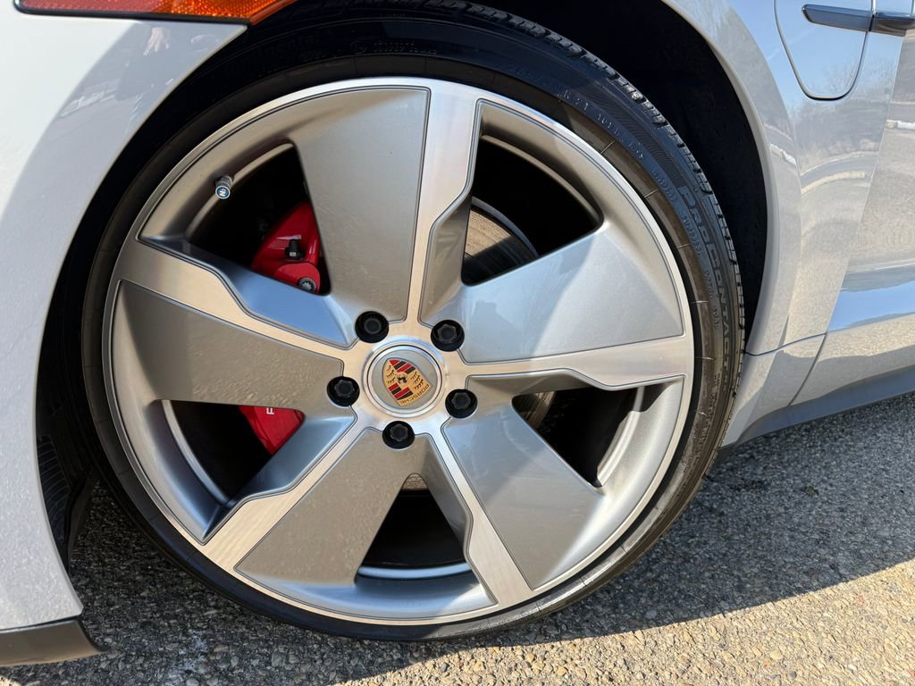 Used 2021 Porsche Taycan 4S image 19