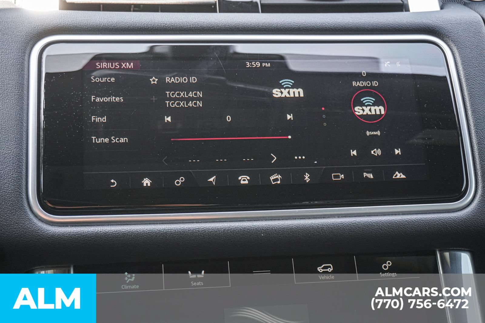 Used 2019 Land Rover Range Rover Sport HSE AWD/4WD image 42