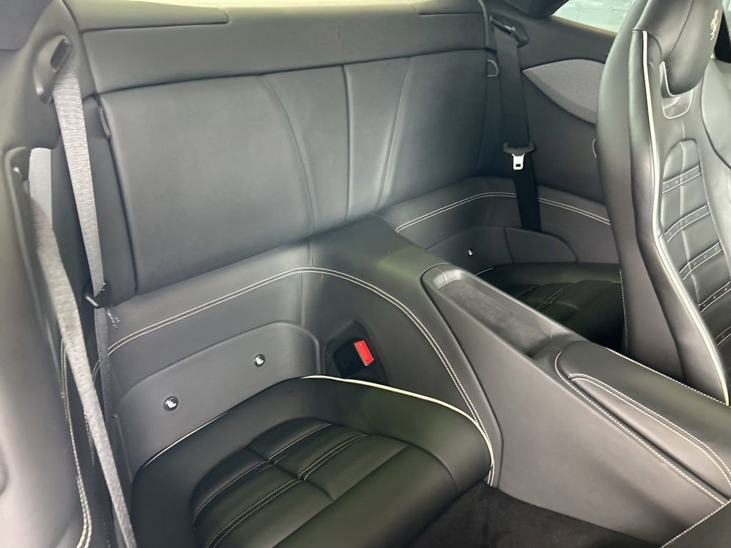 Used 2019 Ferrari Portofino image 40