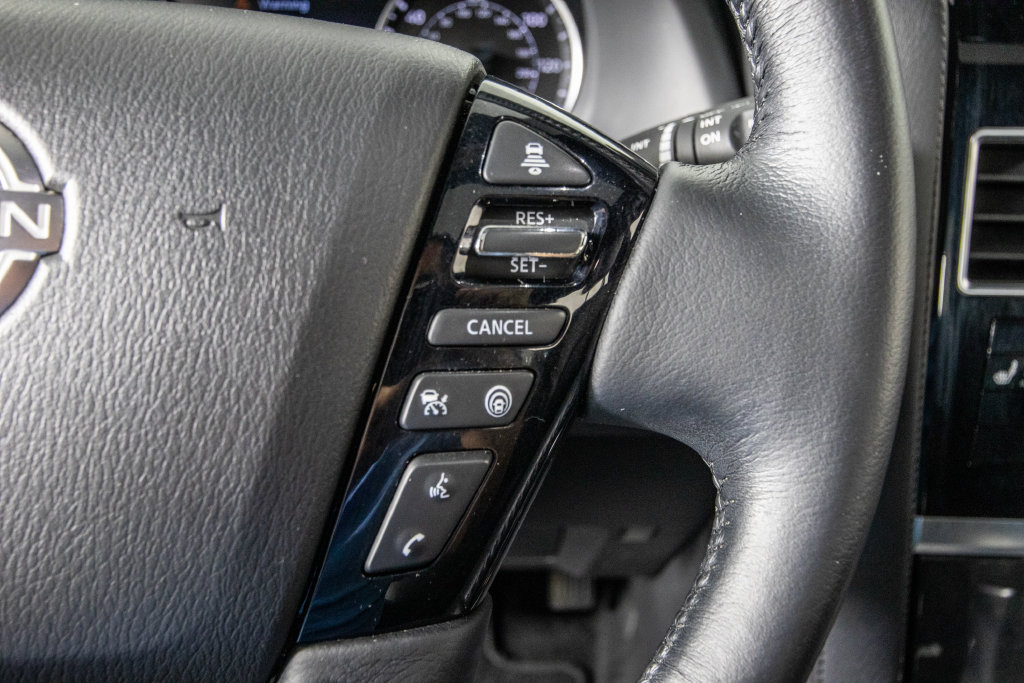 Used 2023 Nissan Armada SL w/ Midnight Edition Package RWD image 23
