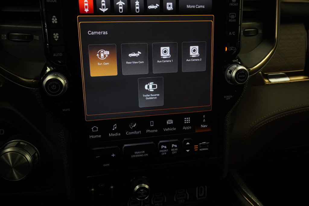 Used 2025 RAM 1500 Limited AWD/4WD image 33