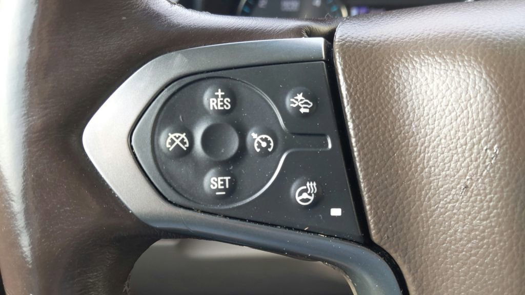 Used 2018 Chevrolet Tahoe LT w/ Luxury Package RWD image 21