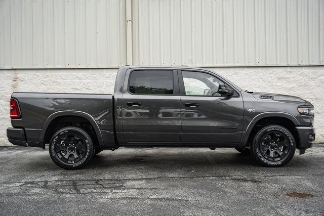 New 2026 RAM 1500 4x4 Crew Cab image 4